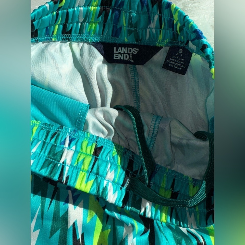 Lands' End Teal and Lime Patterned athletic Shorts - Picture 2 of 3